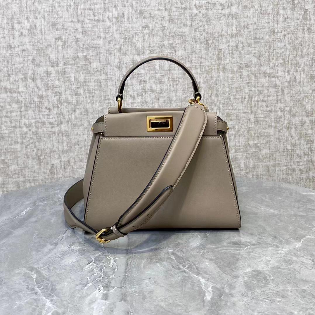 Fendi Peekaboo Mini Taubengraue Ledertasche - EUR FASHION