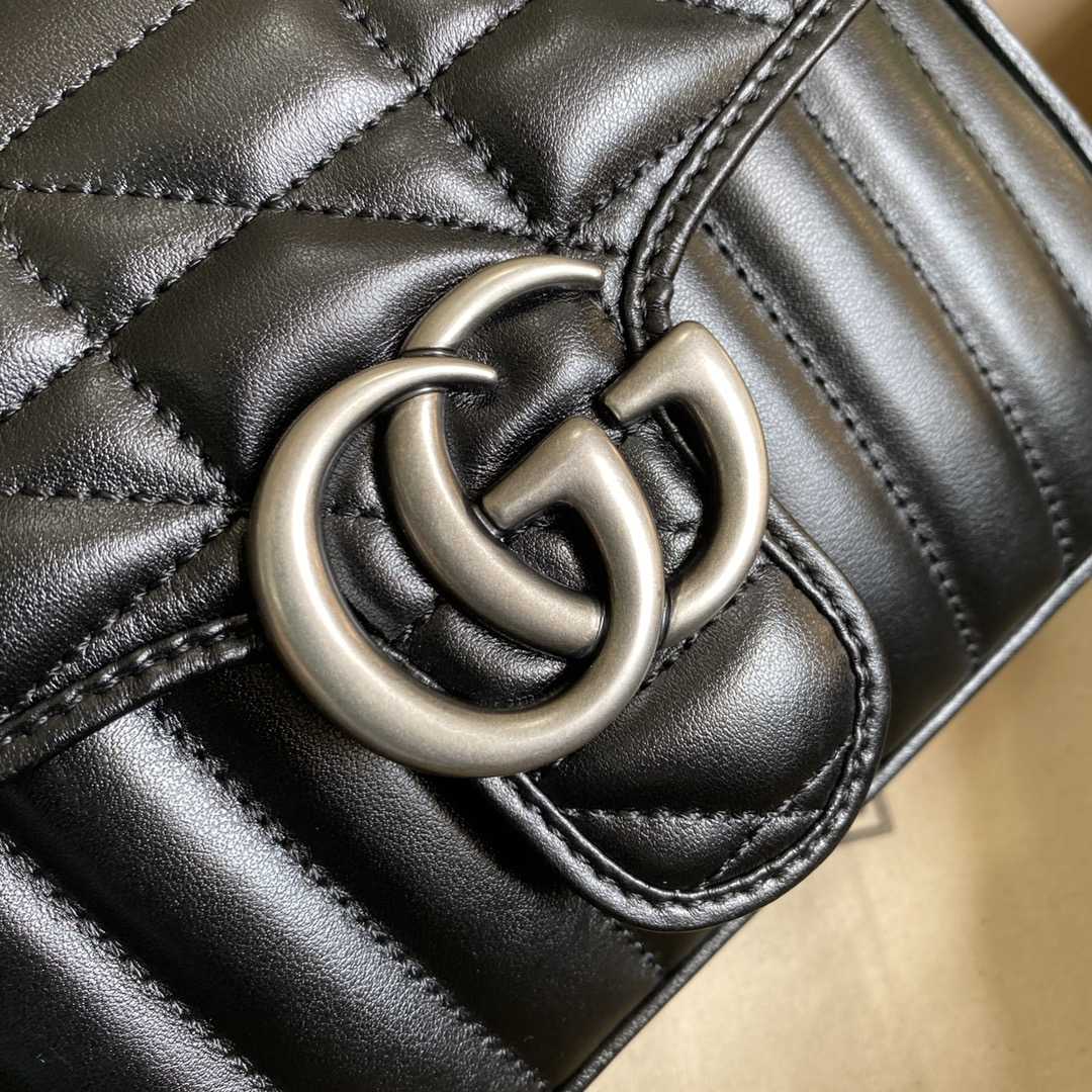 Gucci GG Marmont Mini-Tasche mit Henkel (21 x 15,5 x 8 cm) - EUR FASHION