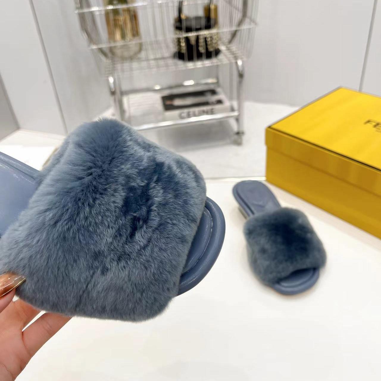 Fendi Baguette Blaue Nerz-Slides - EUR FASHION
