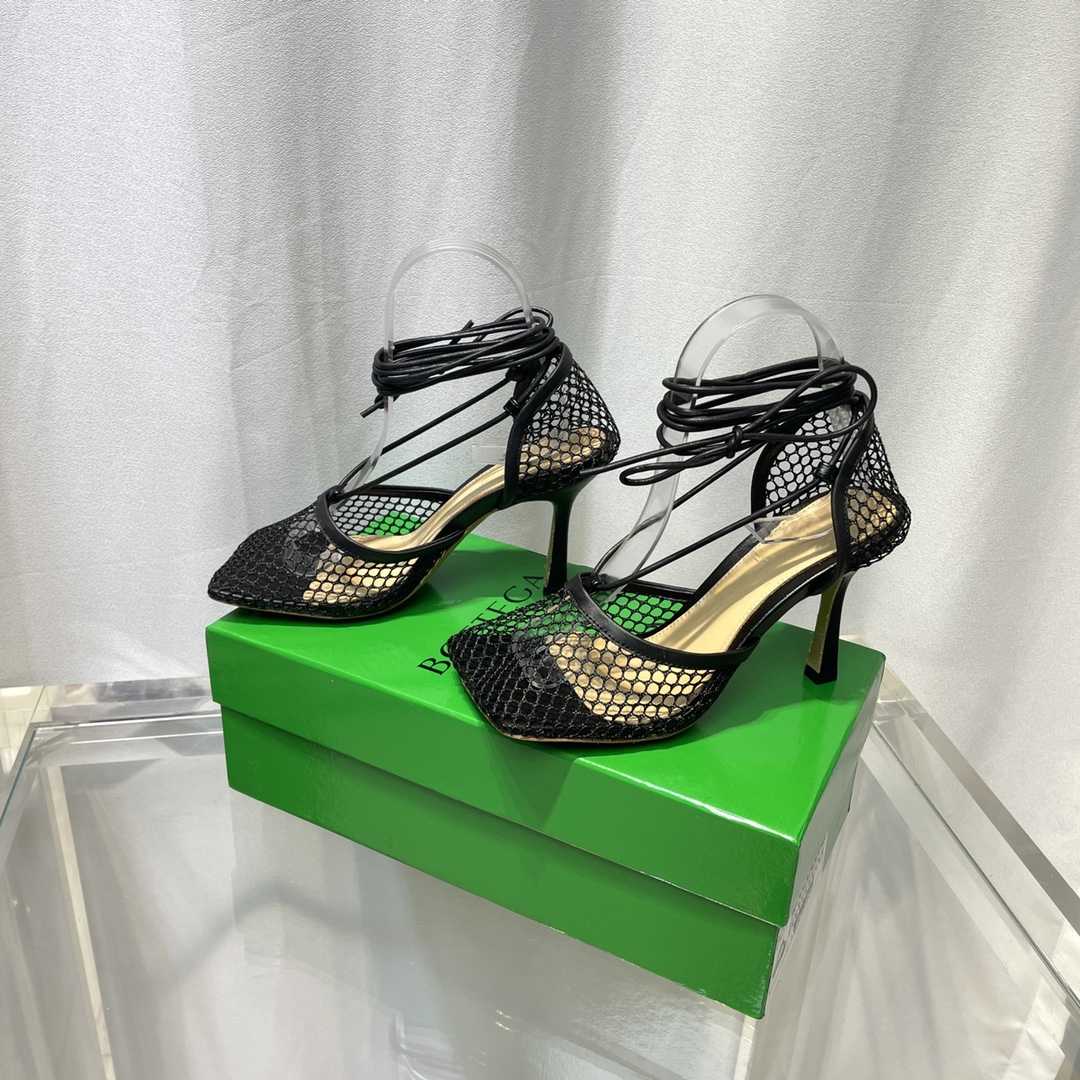 Bottega Veneta Stretch-Schnürsandale - EUR FASHION