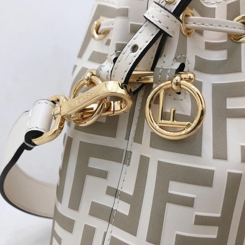 Fendi Mon Tresor Beige Leder-Minitasche - EUR FASHION