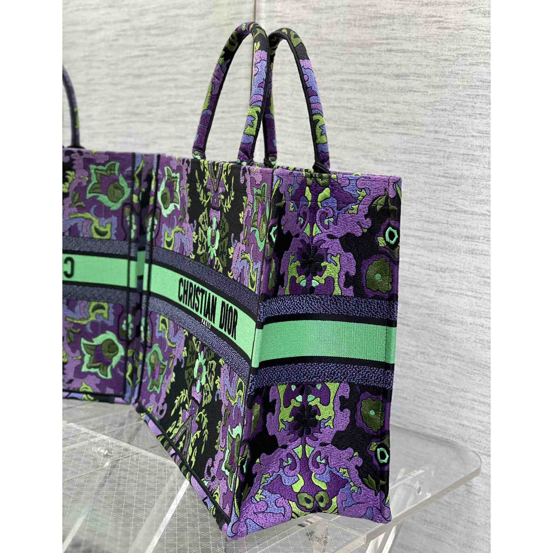 Große Dior-Buchtasche von Dior - EUR FASHION