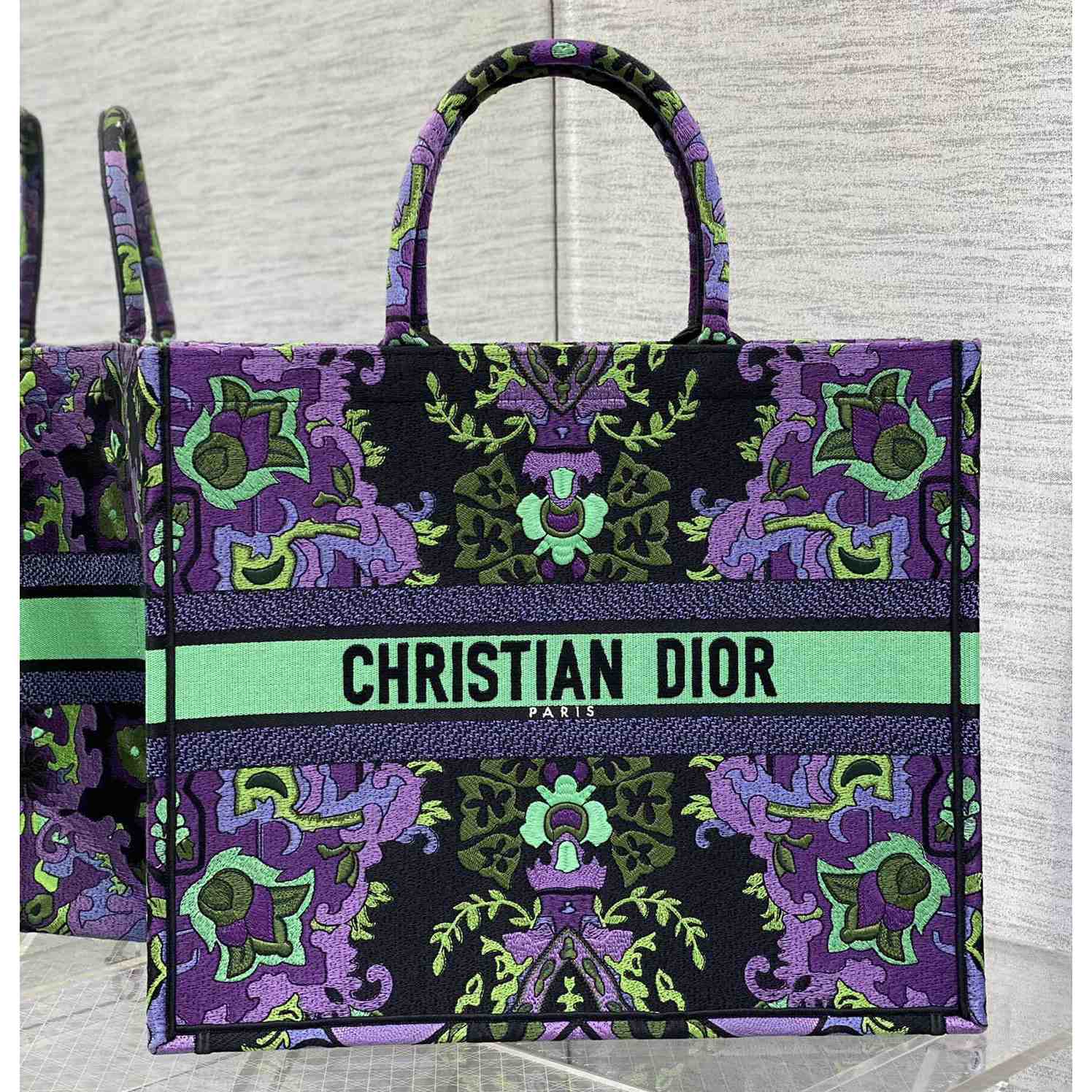 Große Dior-Buchtasche von Dior - EUR FASHION