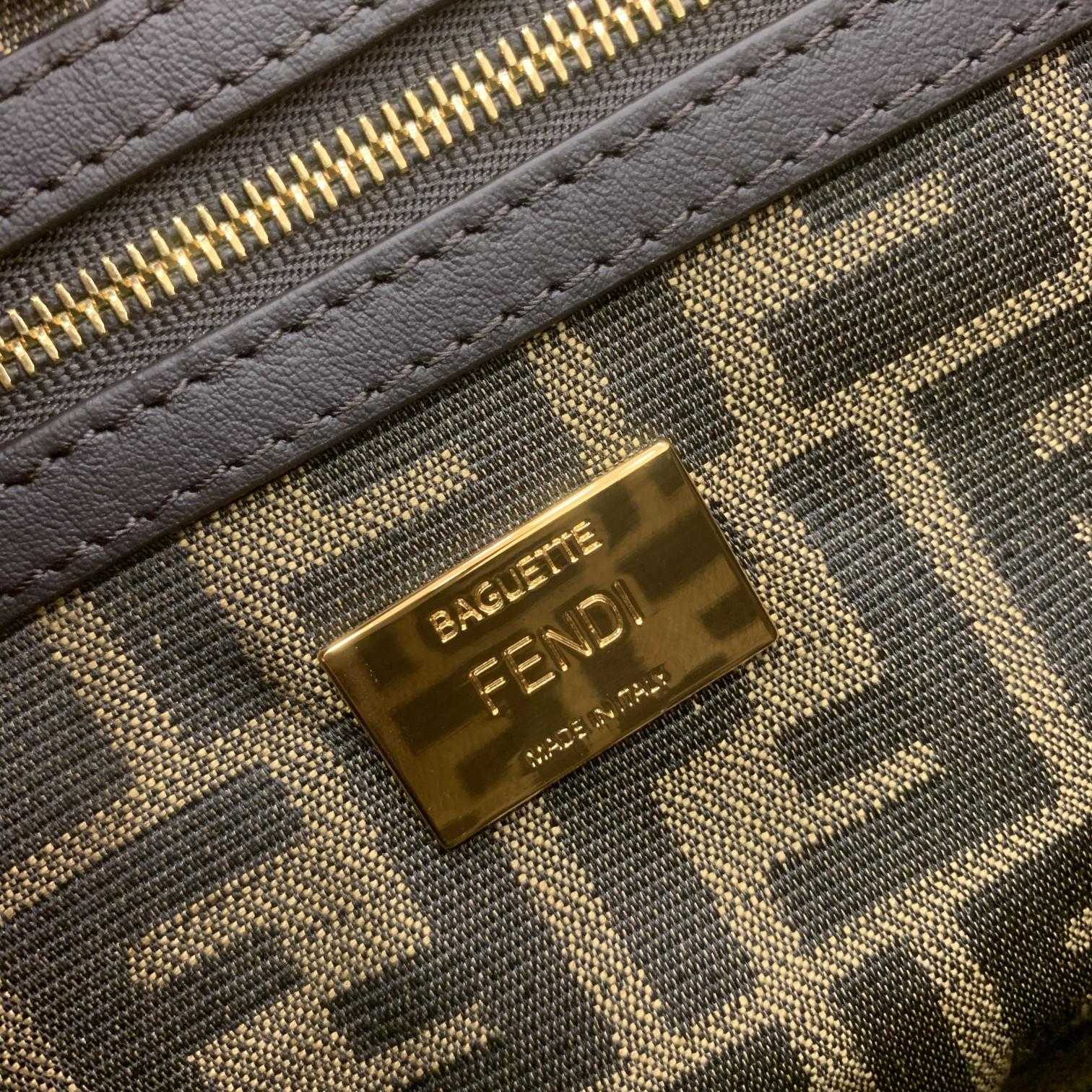 Fendi Tasche aus Baguette-Jacquard-FF-Stoff - EUR FASHION