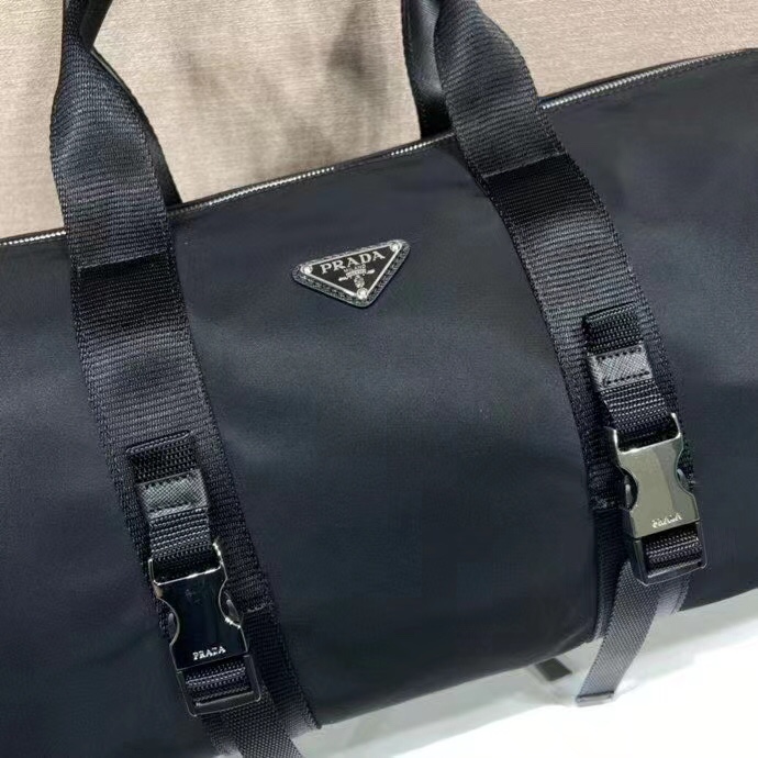 Prada-Reisetasche aus Nylon und Saffiano-Leder - EUR FASHION