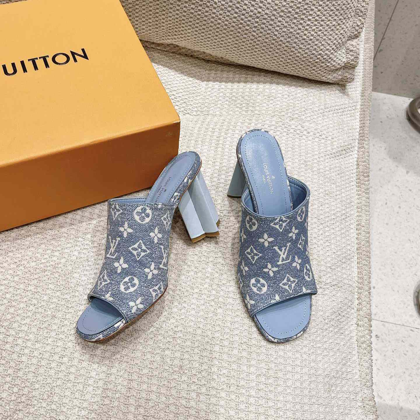 Louis Vuitton Silhouette Mule 1AAZUG - EUR FASHION