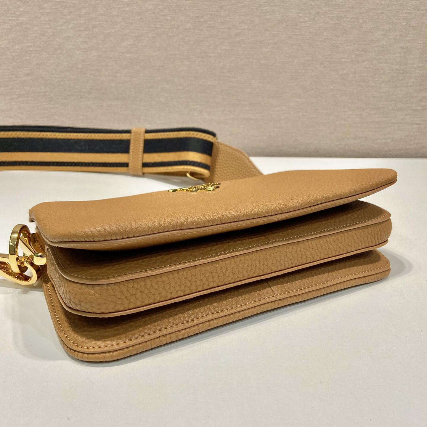 Umhängetasche aus Prada-Leder - EUR FASHION