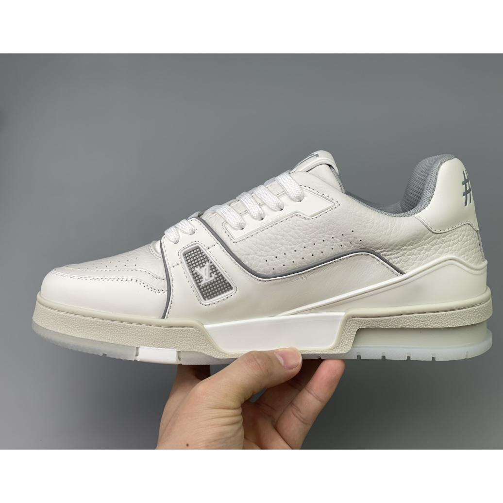 Louis Vuitton Trainer Sneaker (in britischer Größe) - EUR FASHION