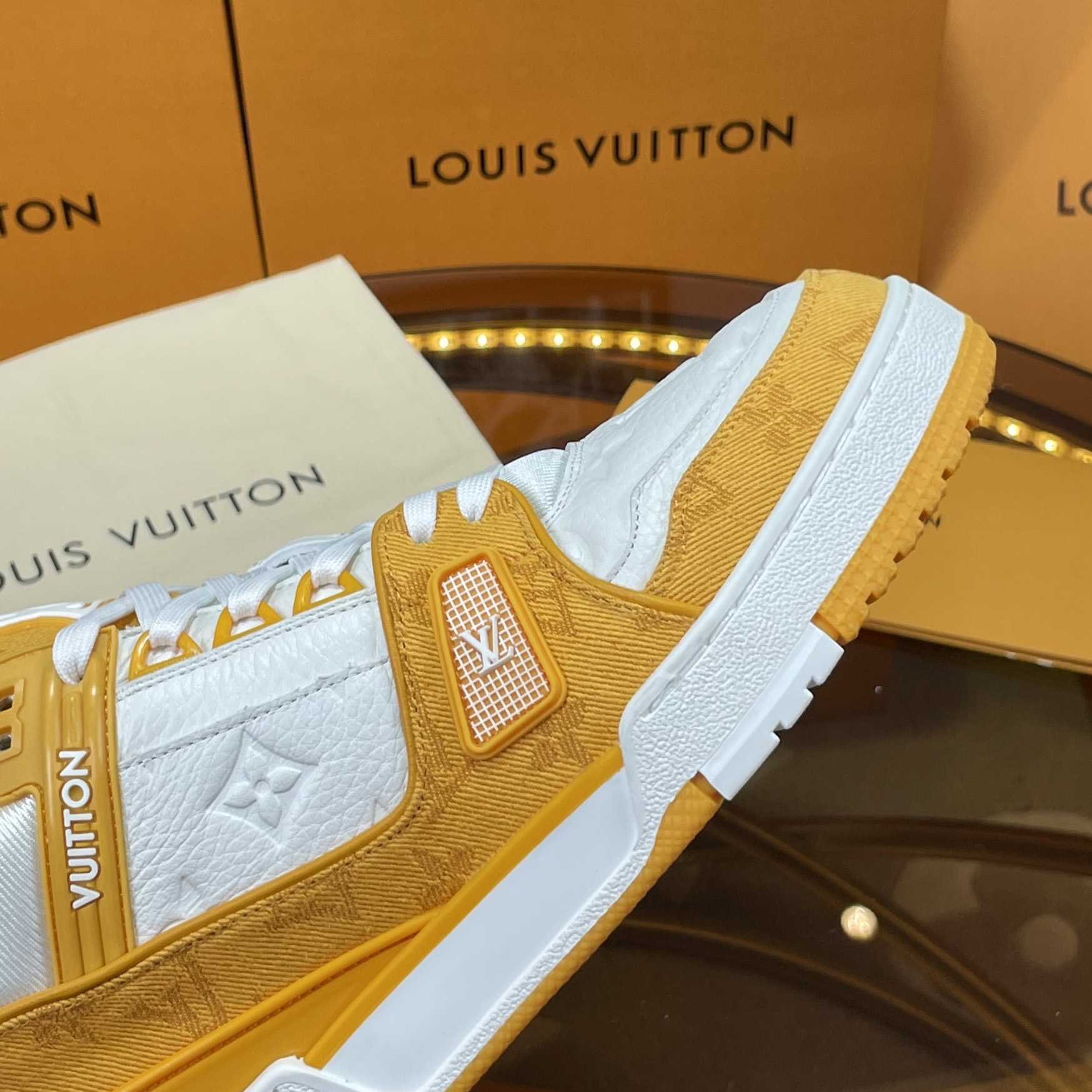 Louis Vuitton Lv Trainer Sneaker (in britischer Größe) 1AARF8 - EUR FASHION