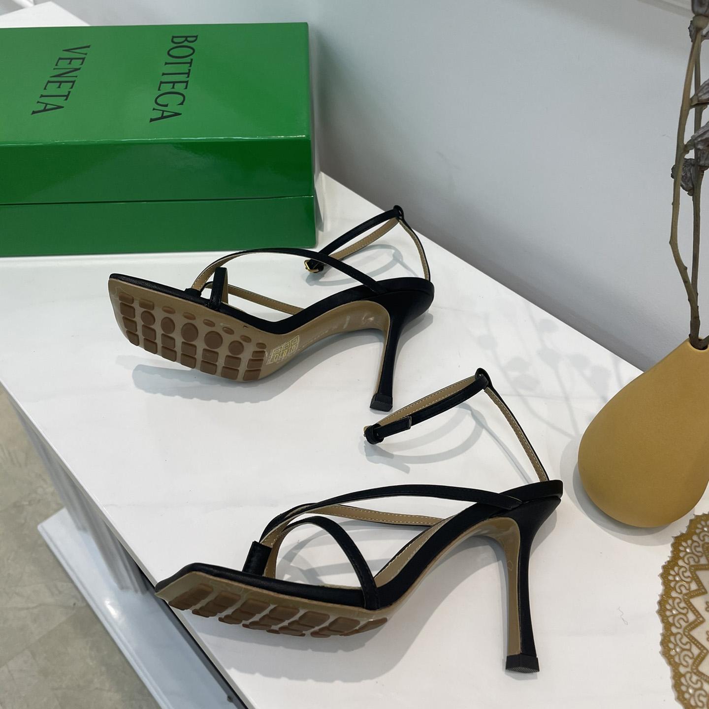 Bottega Veneta Stretch-Riemensandale - EUR FASHION