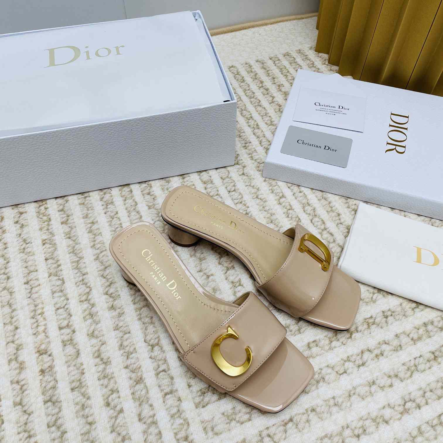 Dior C'est Dior Sandale mit Absatz - EUR FASHION