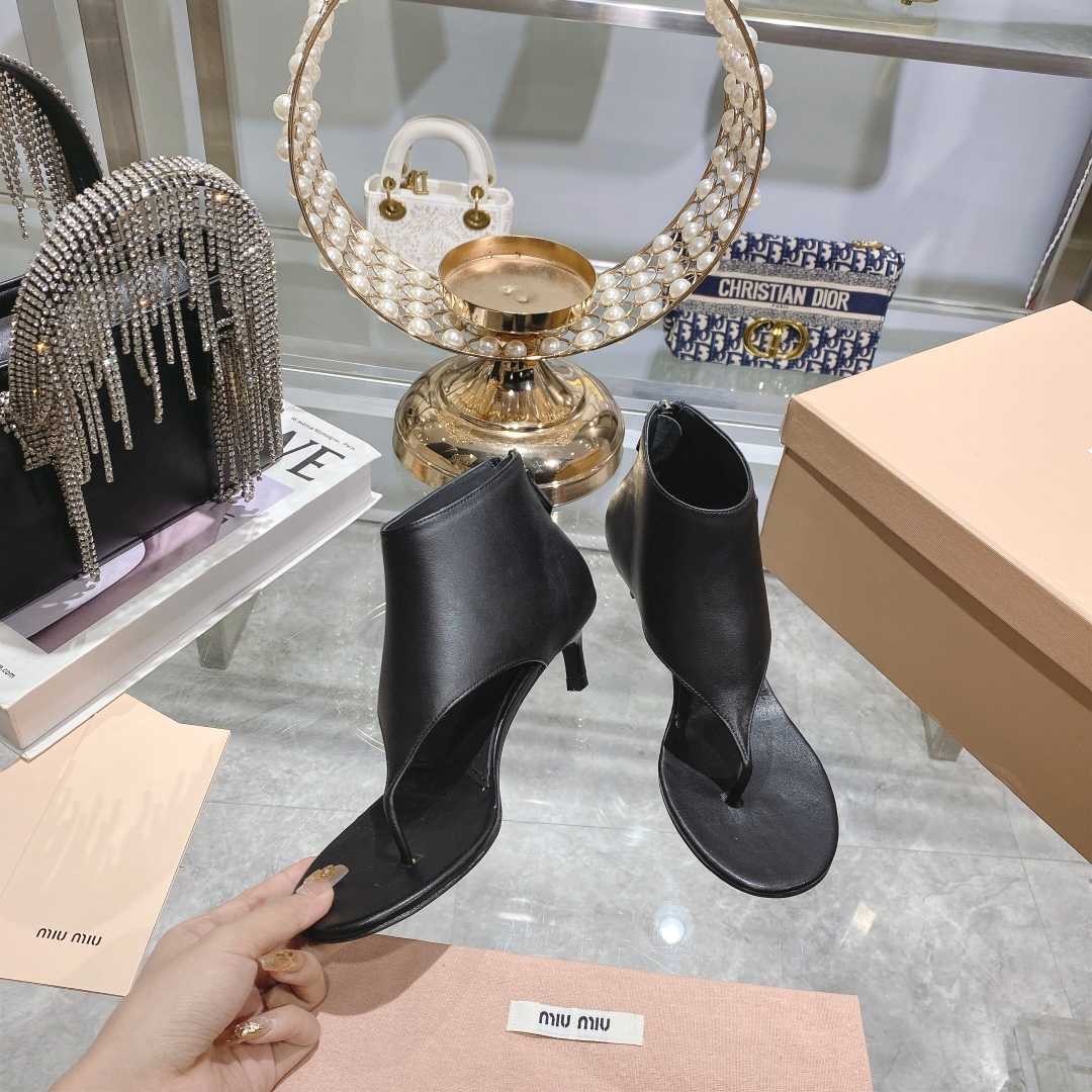 Miu Miu Leder-Tanga-Stiefeletten - EUR FASHION