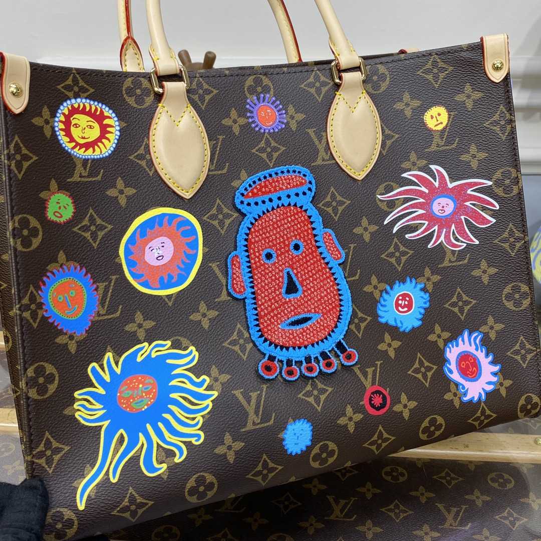 Louis Vuitton LV x YK OnTheGo MM (35 x 27 x 14 cm) M46429 - EUR FASHION