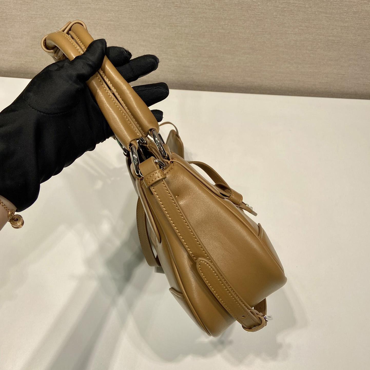 Prada Moon gepolsterte Nappaledertasche - EUR FASHION