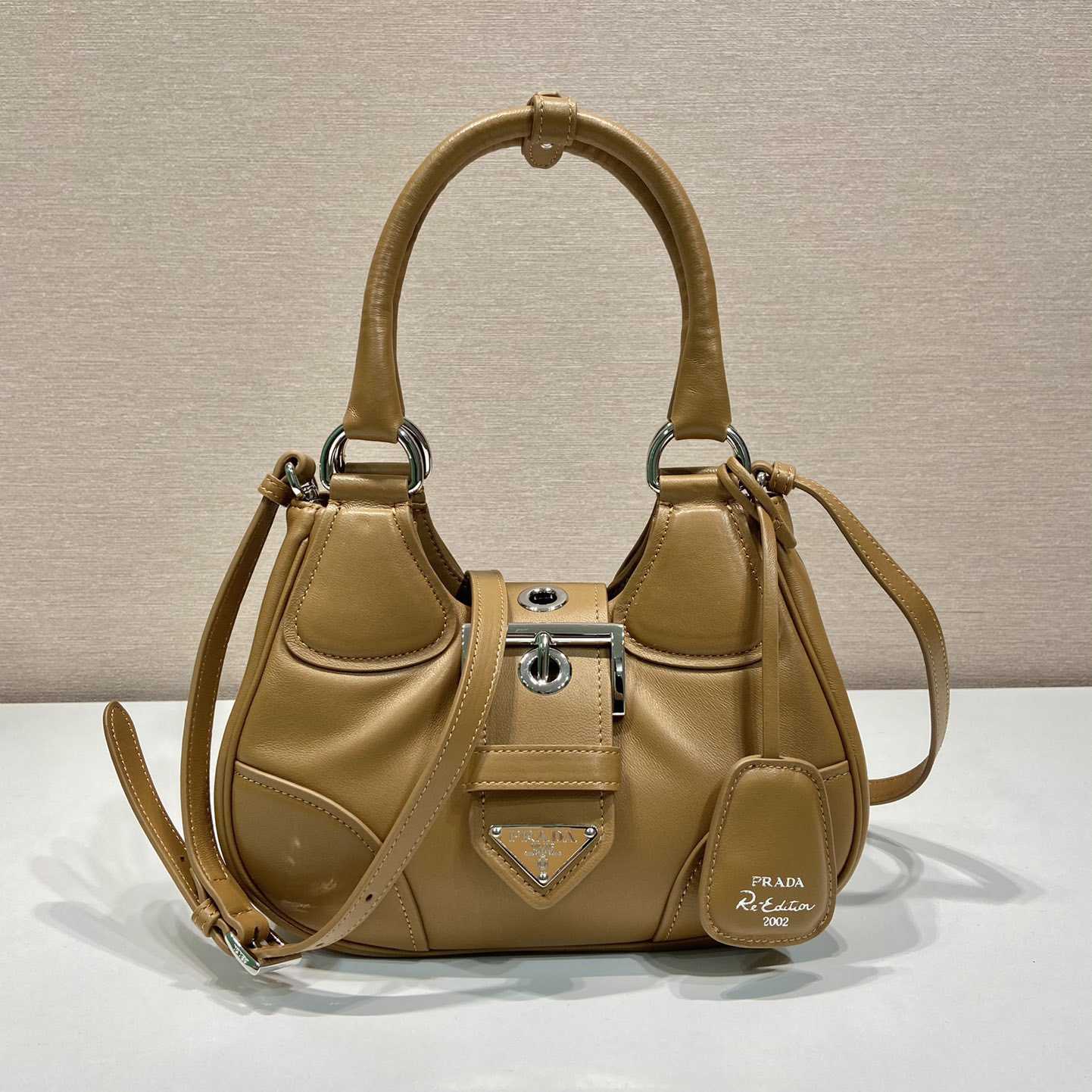 Prada Moon gepolsterte Nappaledertasche - EUR FASHION