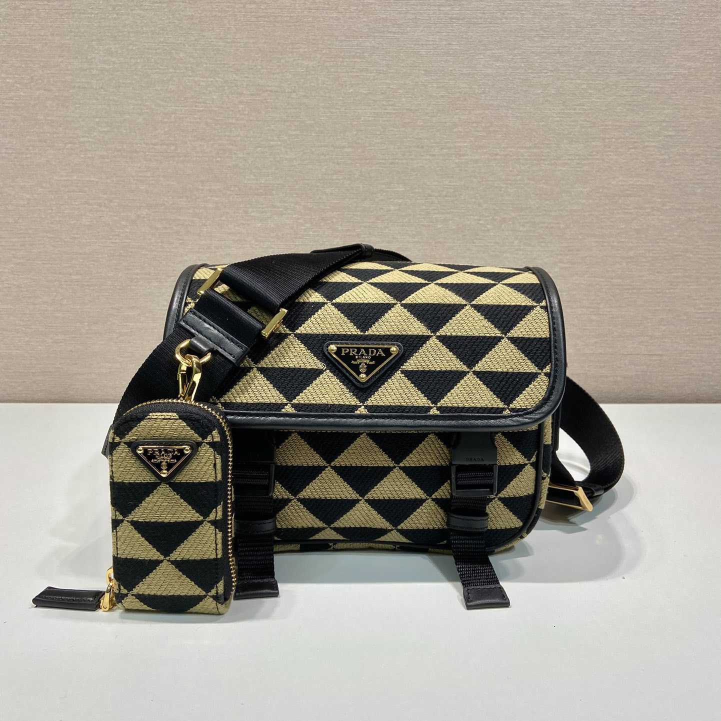 Prada Symbole bestickte Stofftasche - EUR FASHION