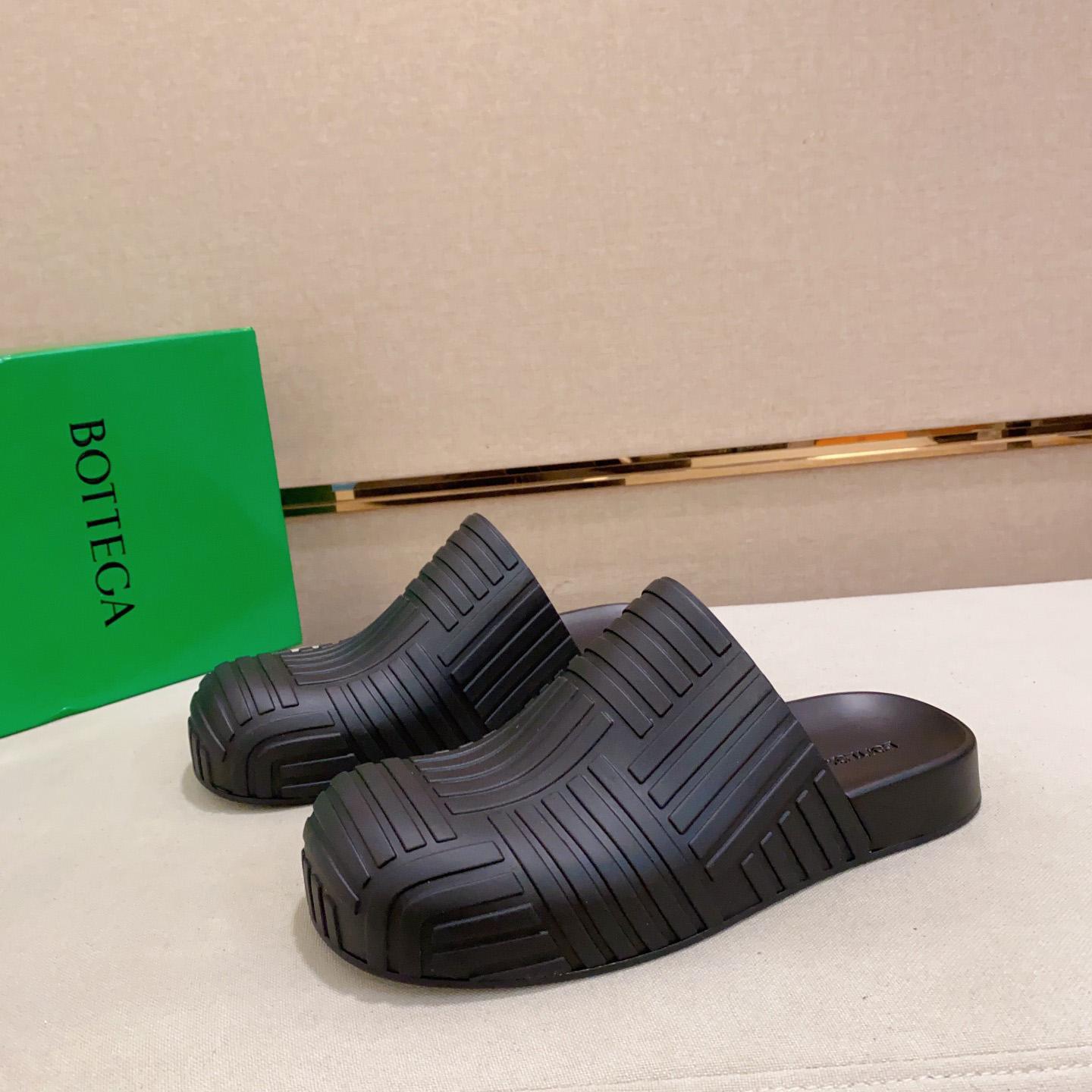 Bottega Veneta Gummi-Clogs - EUR FASHION