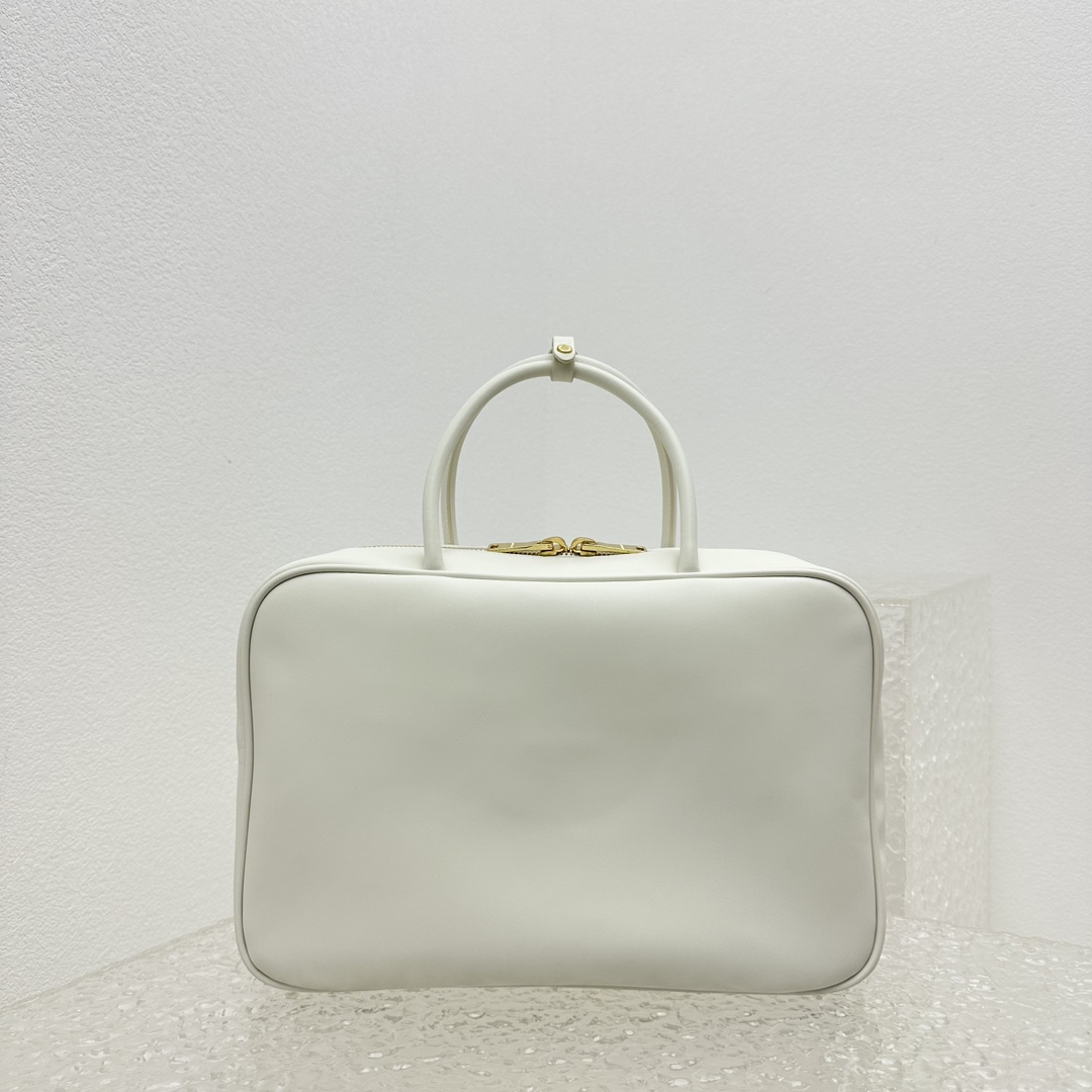 Miu Miu Ledertasche mit Henkel - EUR FASHION