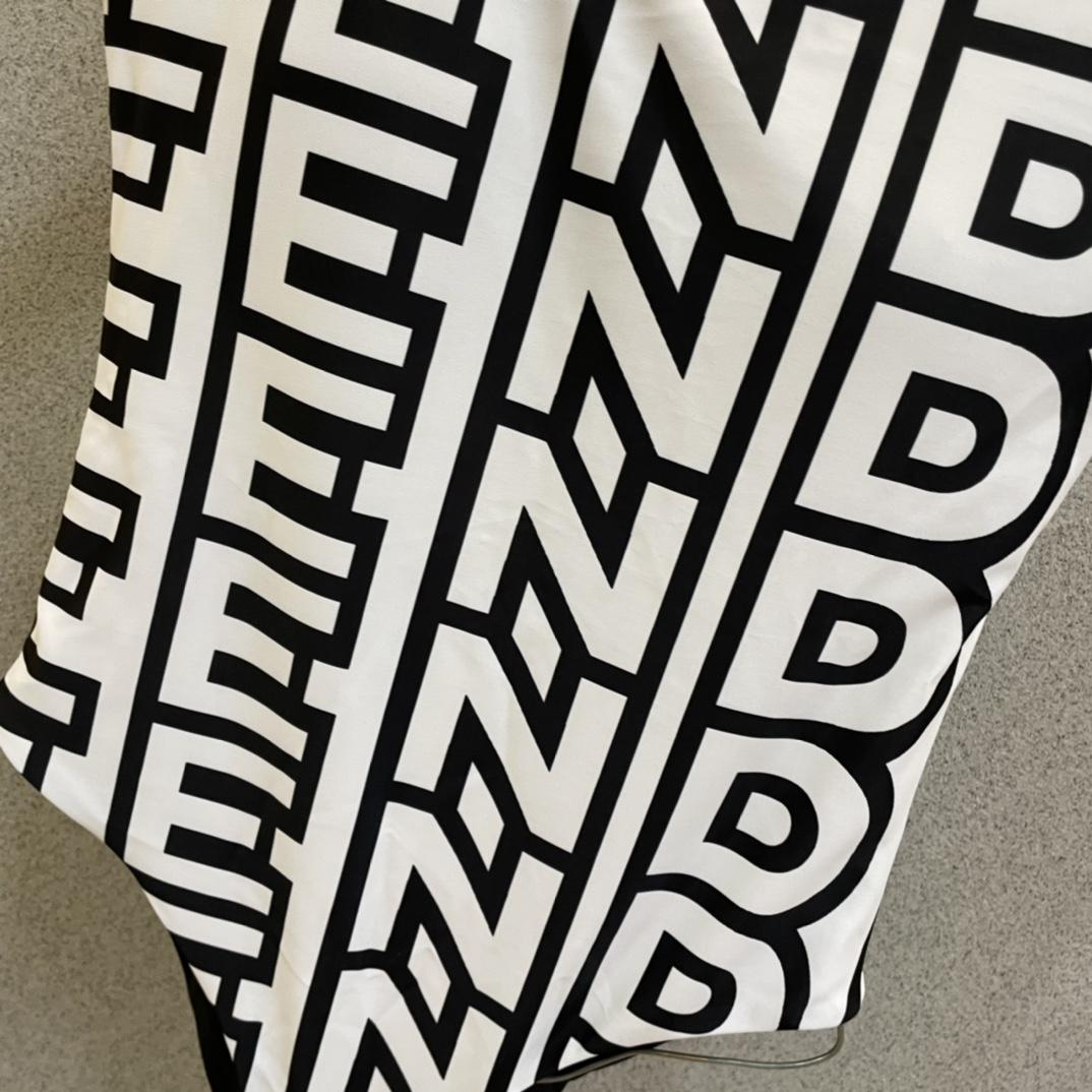Einteiliger Fendi-Badeanzug - EUR FASHION