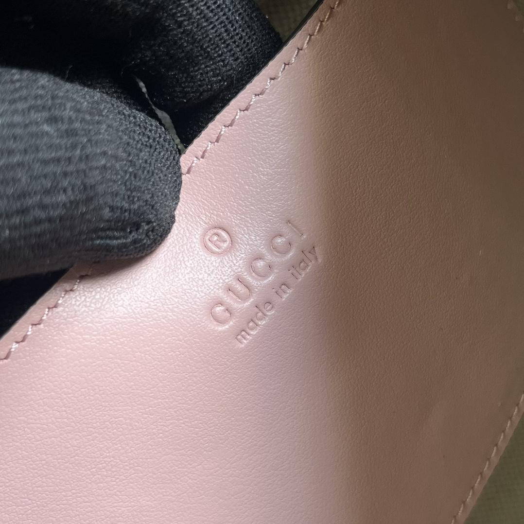 Gucci GG Matelasse Kleine Umhängetasche (27 x 18 x 7 cm) - EUR FASHION