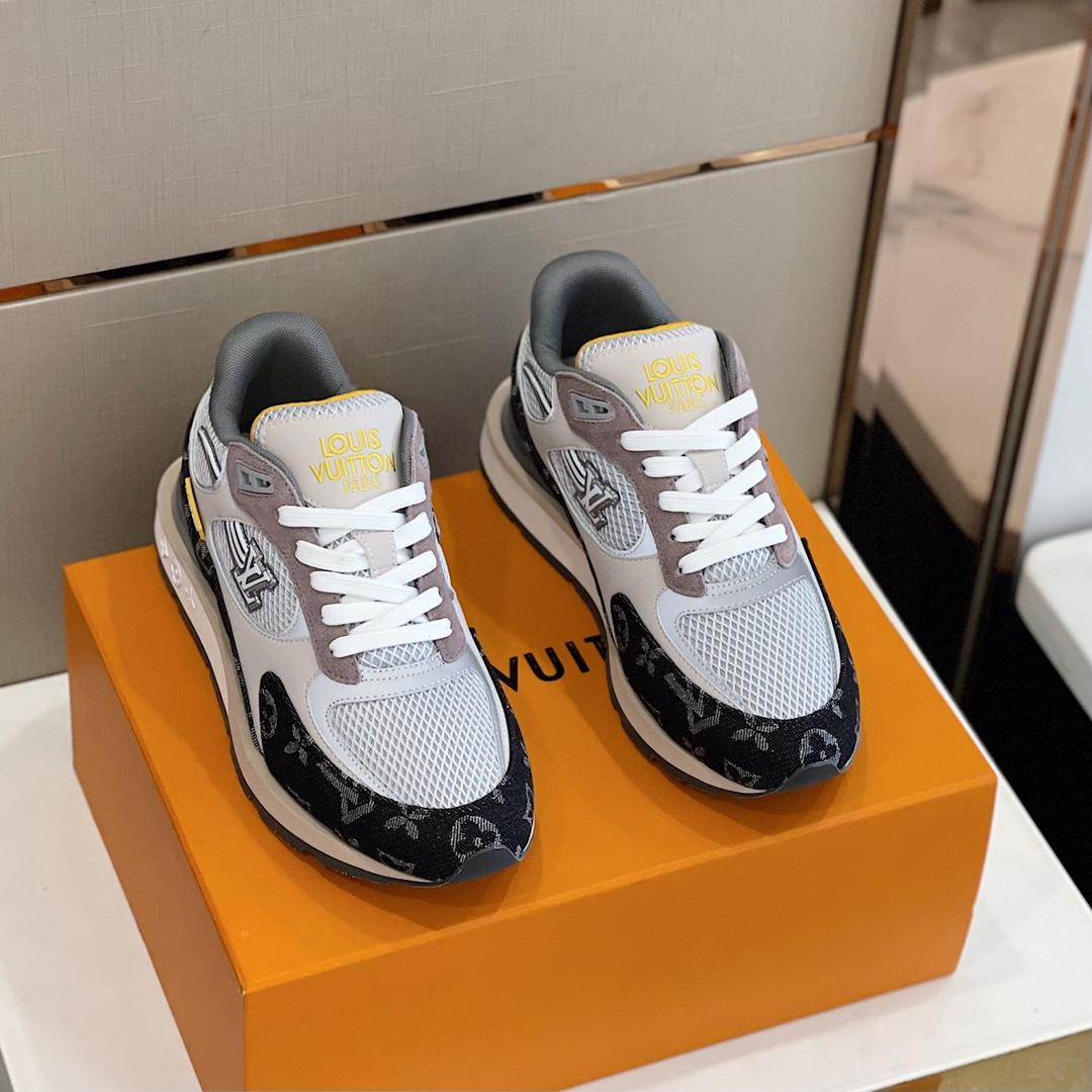 Louis Vuitton Run Away Sneaker (in britischer Größe) 1ABFBZ - EUR FASHION
