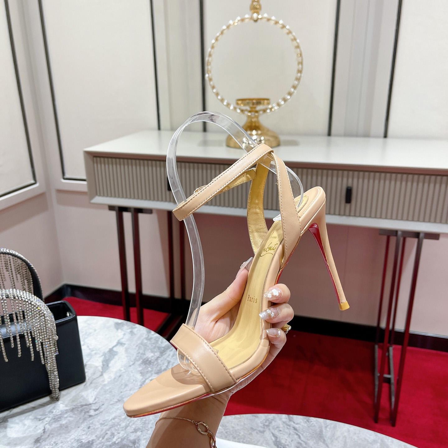 Christian Louboutin Loubi Queen Sandalen – Nappaleder – Nude - EUR FASHION