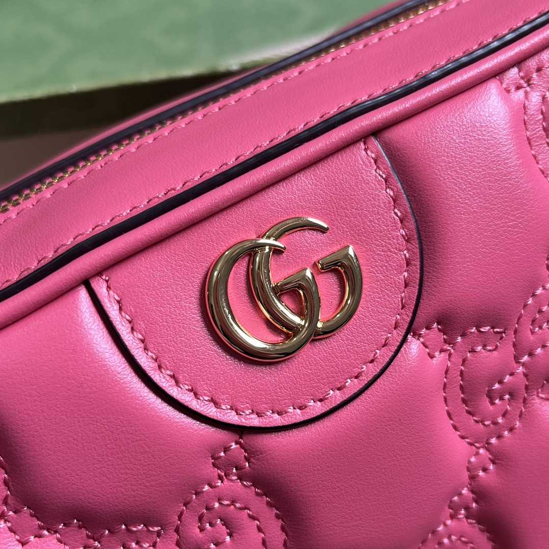 Kleine Gucci GG Matelassé-Tasche (21,5–17–7,5 cm) - EUR FASHION