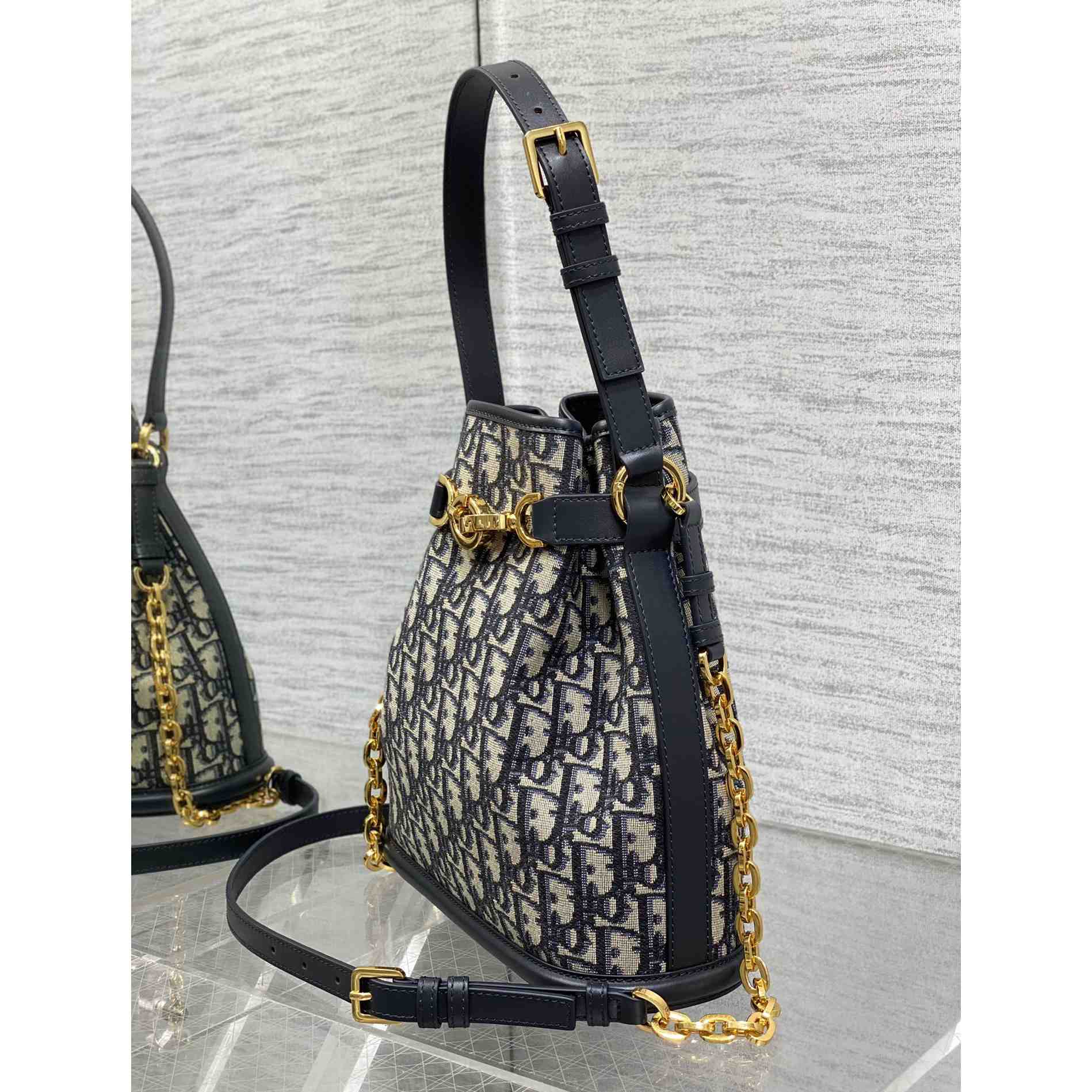 Dior Mittlere C'est Dior Tasche - EUR FASHION