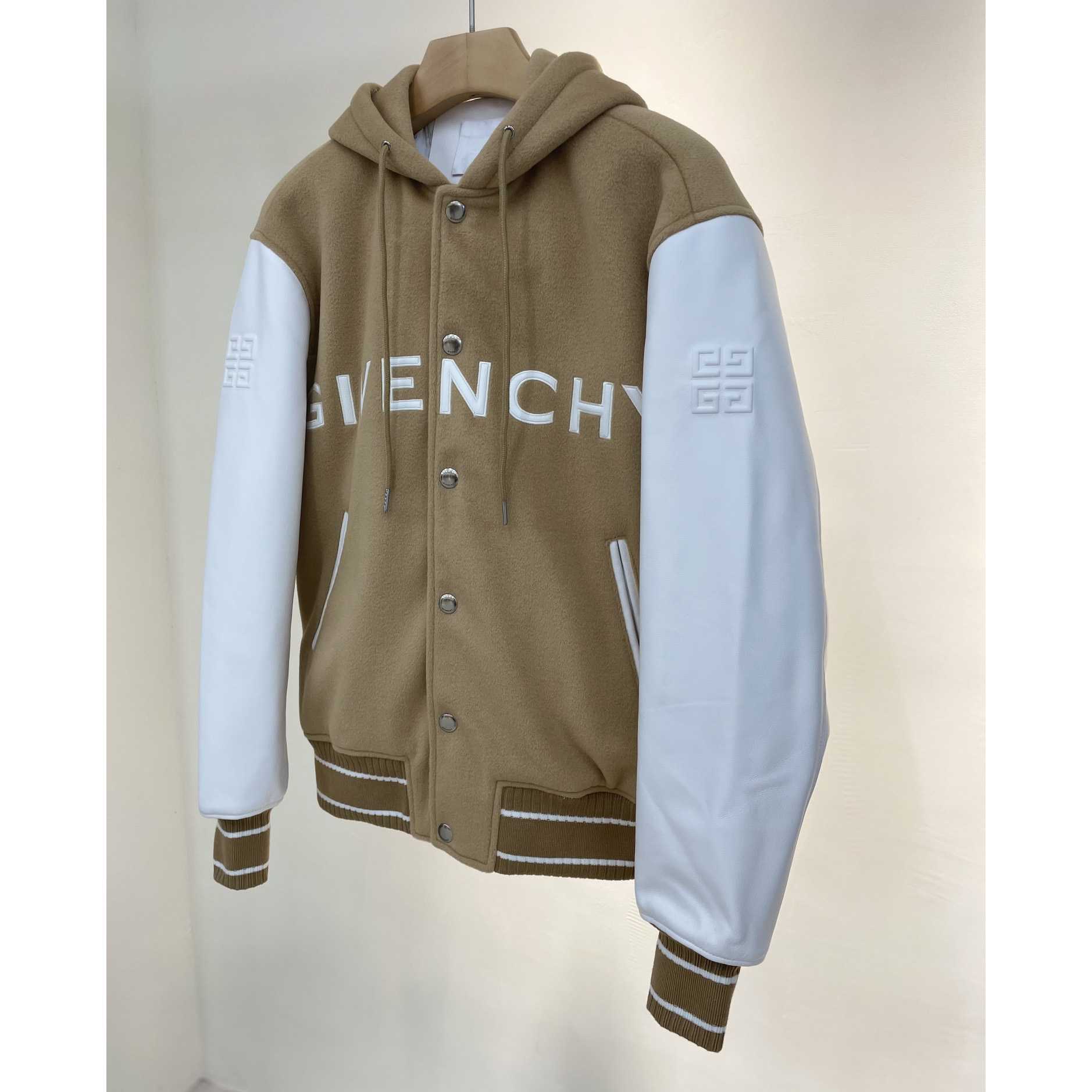 Große College-Jacke aus Wolle und Leder mit Kapuze von Givenchy - EUR FASHION