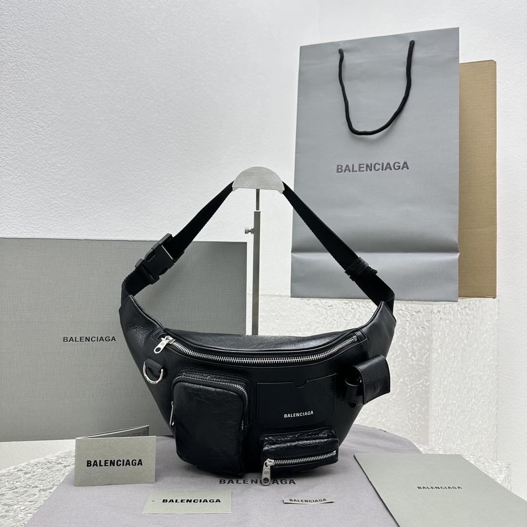 Balenciaga – Superbusy – Gürteltasche in Schwarz - EUR FASHION