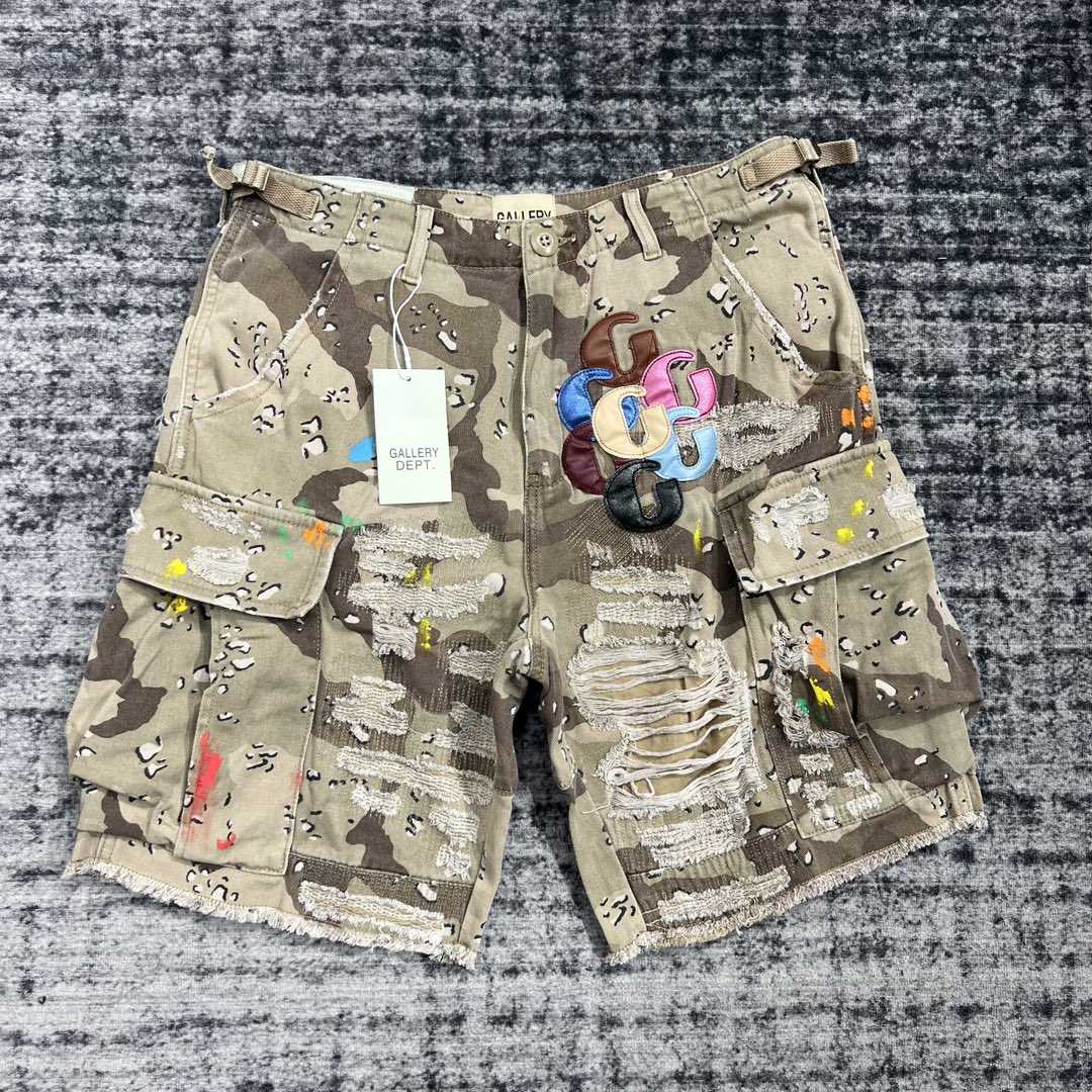 Gallery Dept G Patch Camo Cargo Shorts 630 - EUR FASHION