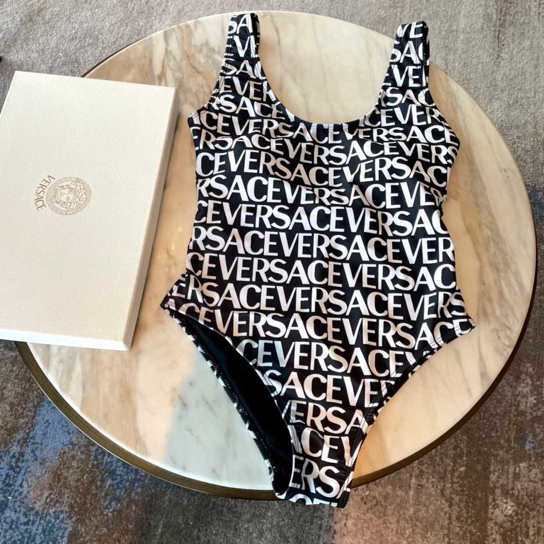 Versace Allover-Einteiler-Badeanzug - EUR FASHION