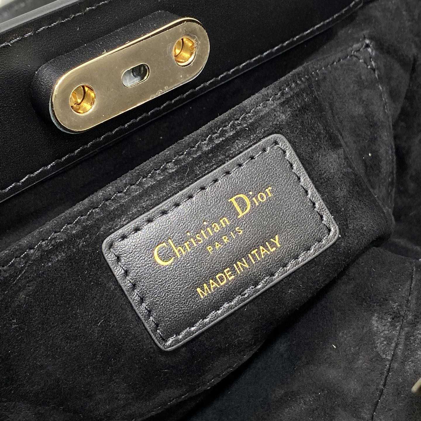 Kleine Dior-Schlüsseltasche von Dior - EUR FASHION