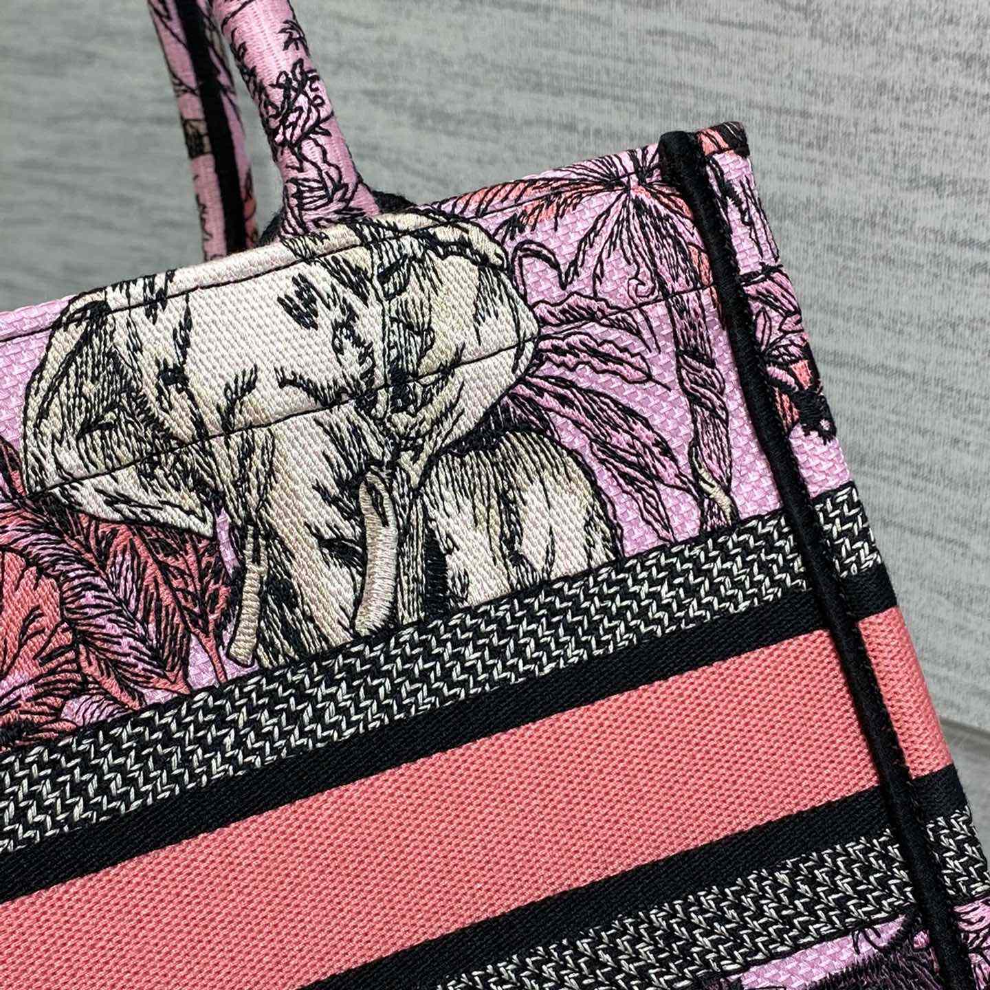 Kleine Dior-Buchtasche von Dior - EUR FASHION