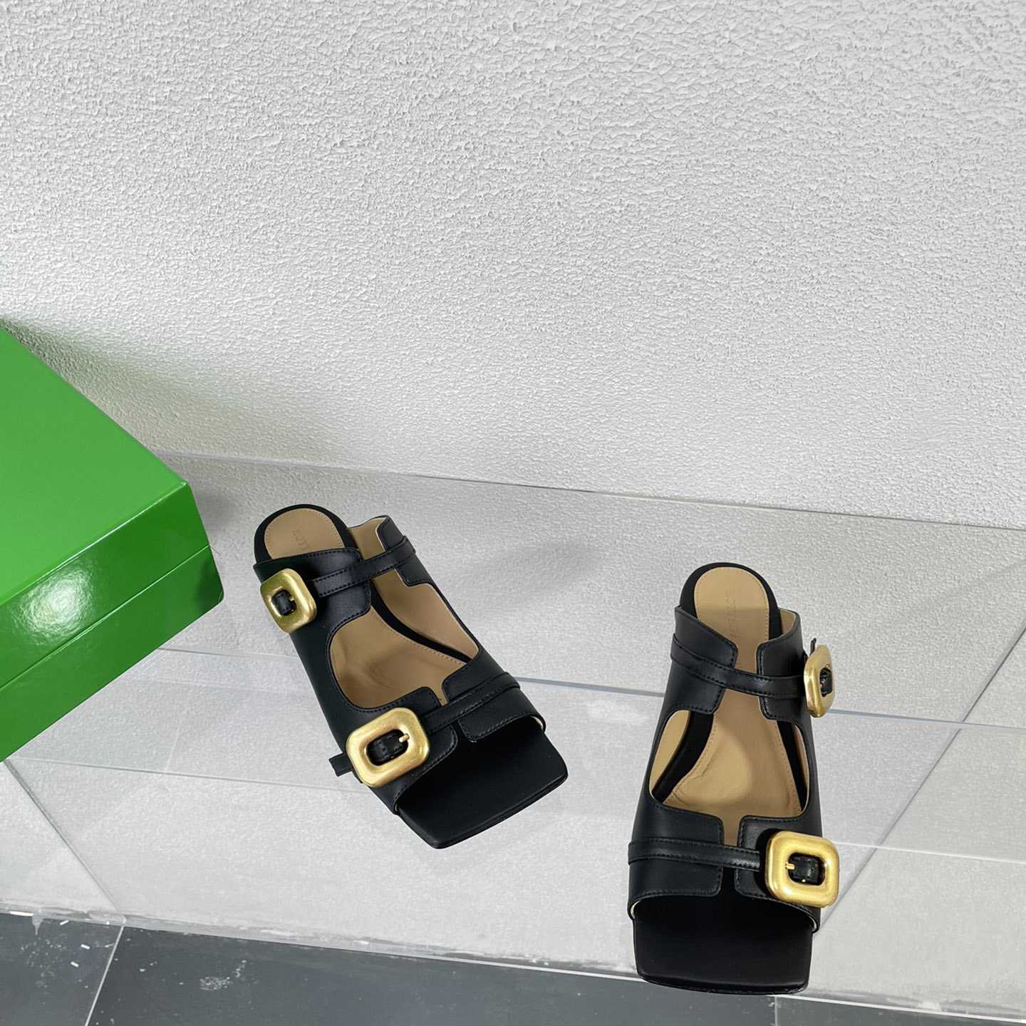 Bottega Veneta Stretch-Schnallen-Mule-Sandale, flach - EUR FASHION