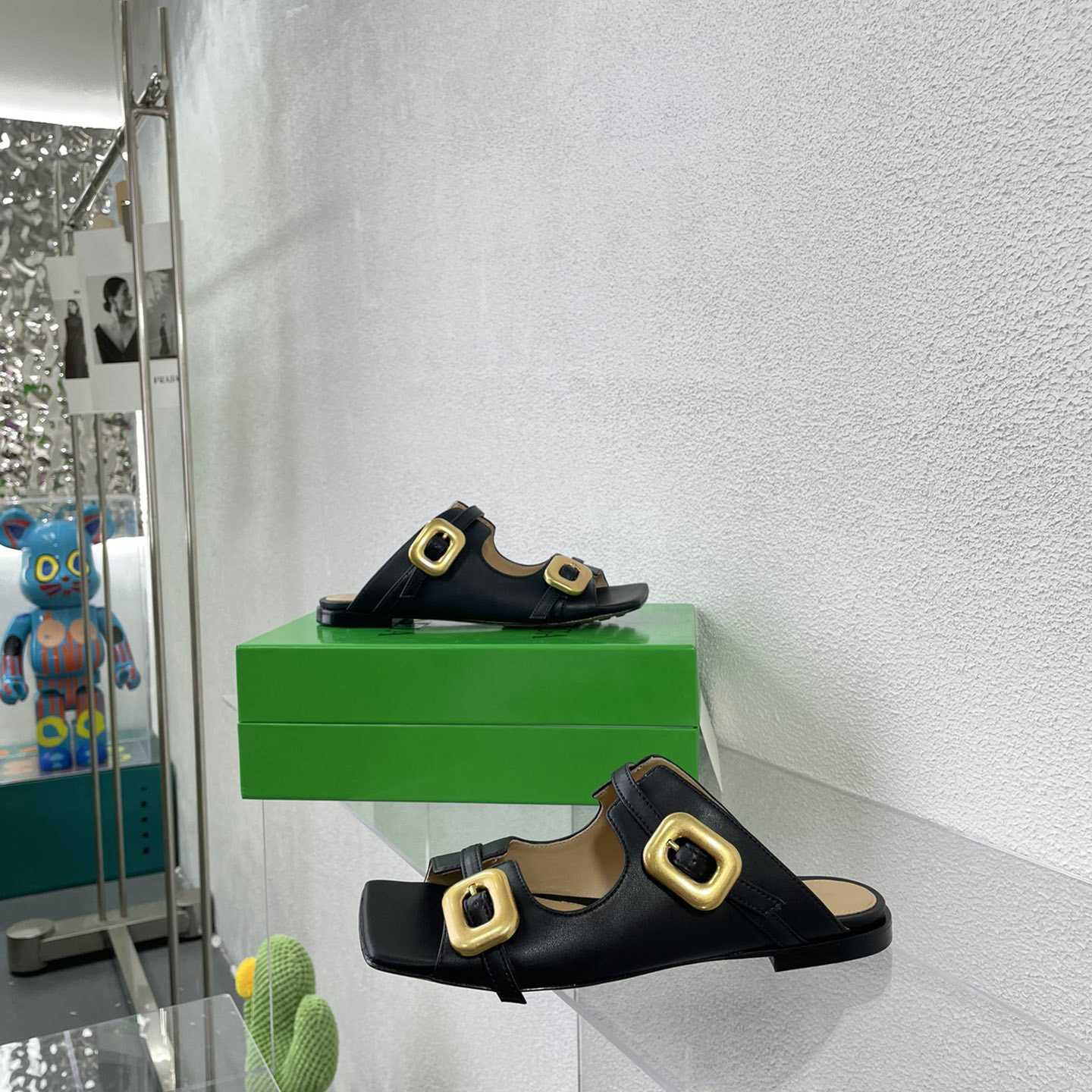 Bottega Veneta Stretch-Schnallen-Mule-Sandale, flach - EUR FASHION