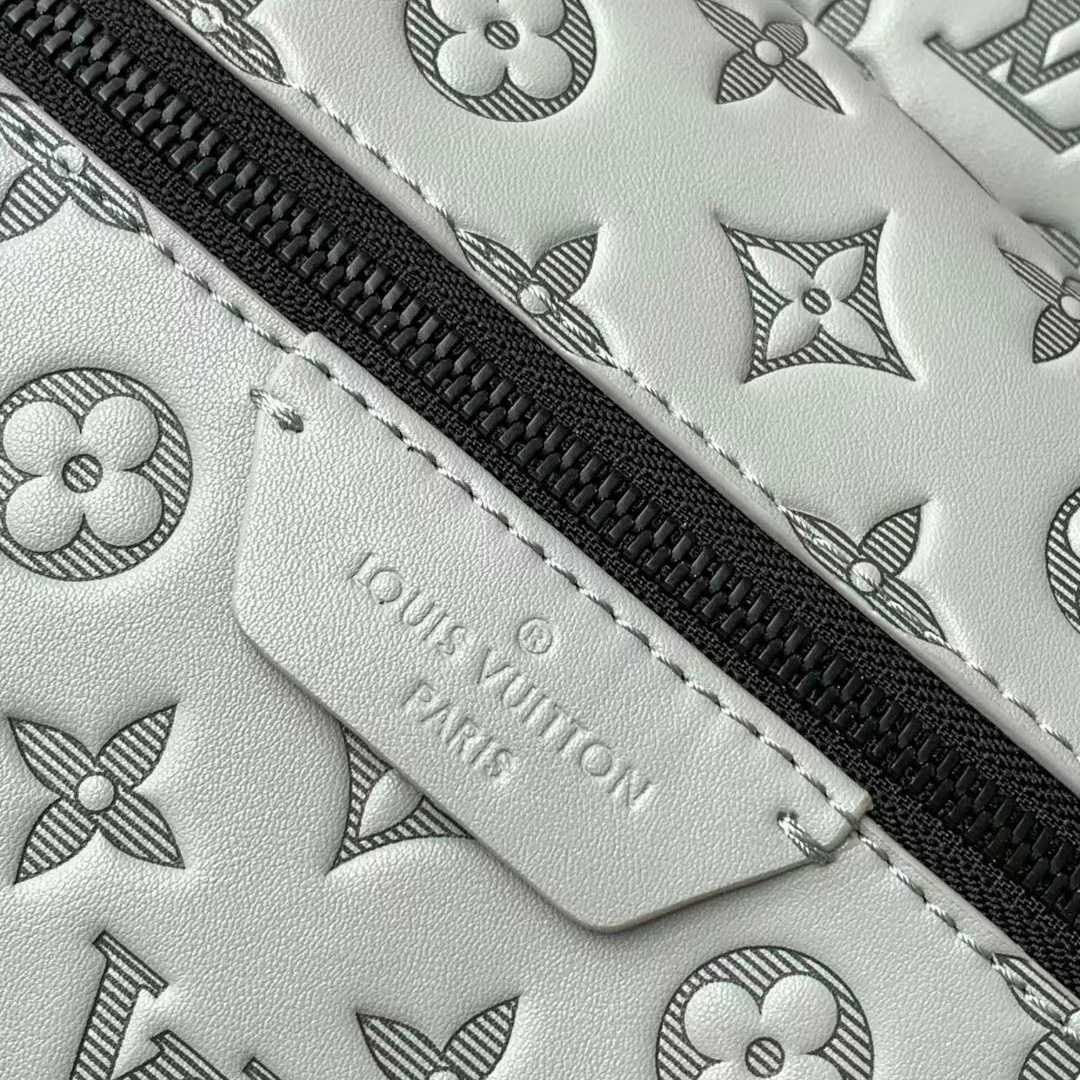 Louis Vuitton Discovery Rucksack (29–38–20 cm) M46557 - EUR FASHION