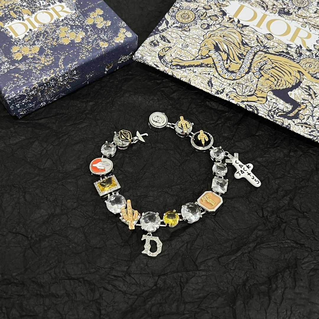 Dior x Cactus Jack Armband - EUR FASHION