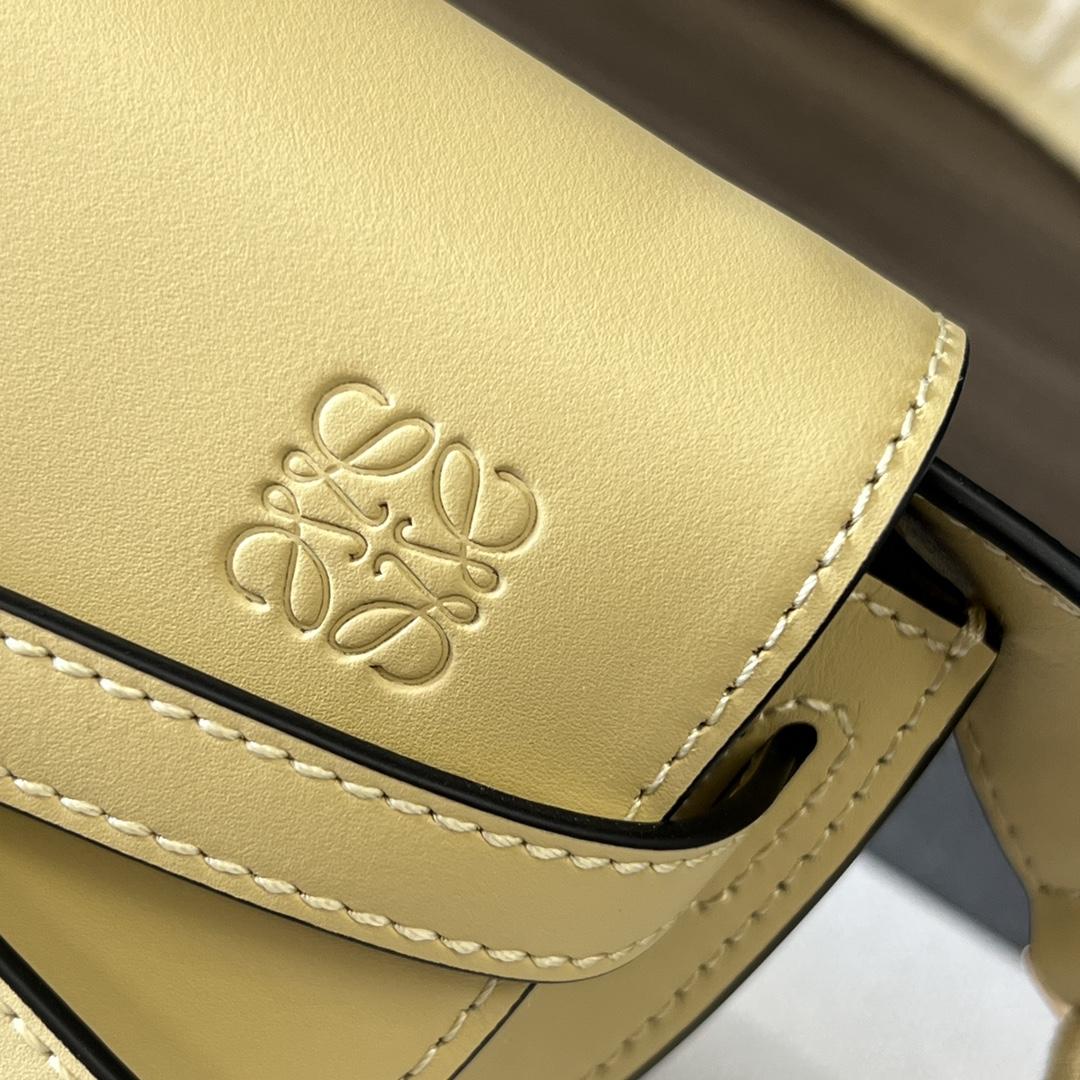 Loewe Mini Gate Dual Bag aus weichem Kalbsleder und Jacquard - EUR FASHION