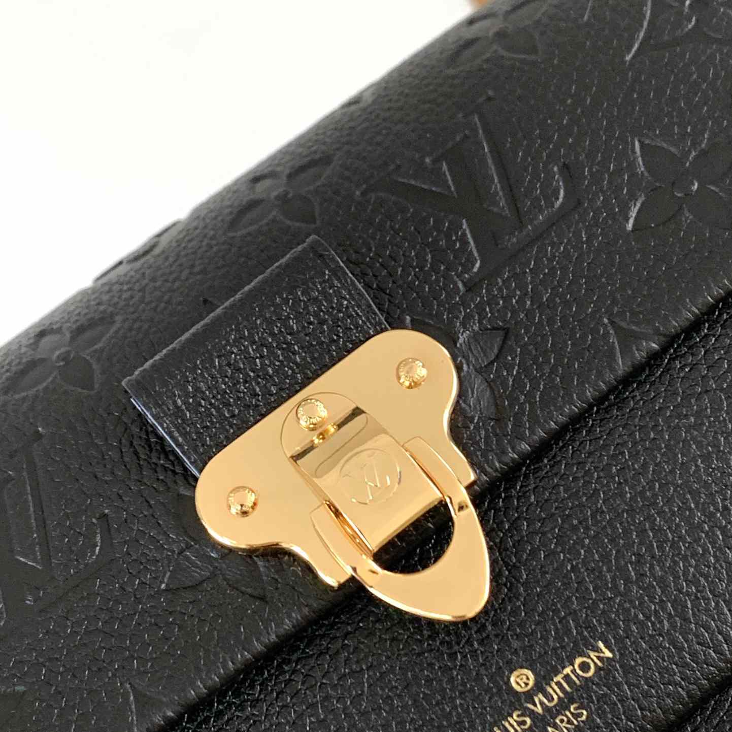 Louis Vuitton Vavin-Geldbörse aus schwarzem Monogramm-Empreinte-Leder mit Kette (19 x 12,5 x 4 cm) M67839 - EUR FASHION