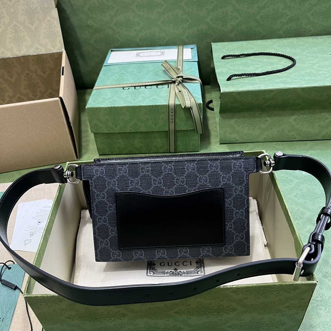 Gucci GG Gürteltasche mit ineinandergreifendem G (18-13-5 cm) - EUR FASHION