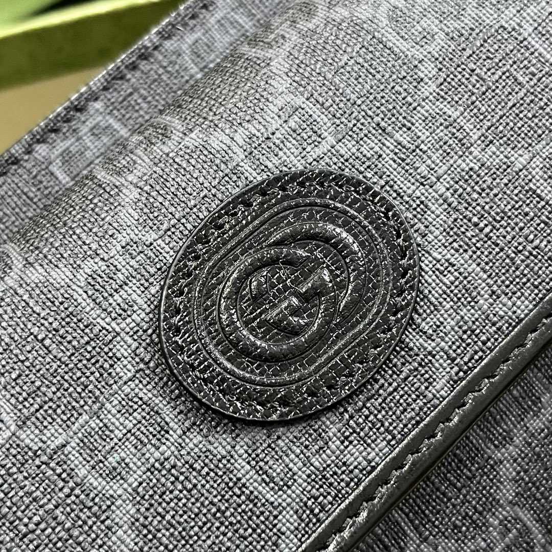 Gucci GG Gürteltasche mit ineinandergreifendem G (18-13-5 cm) - EUR FASHION