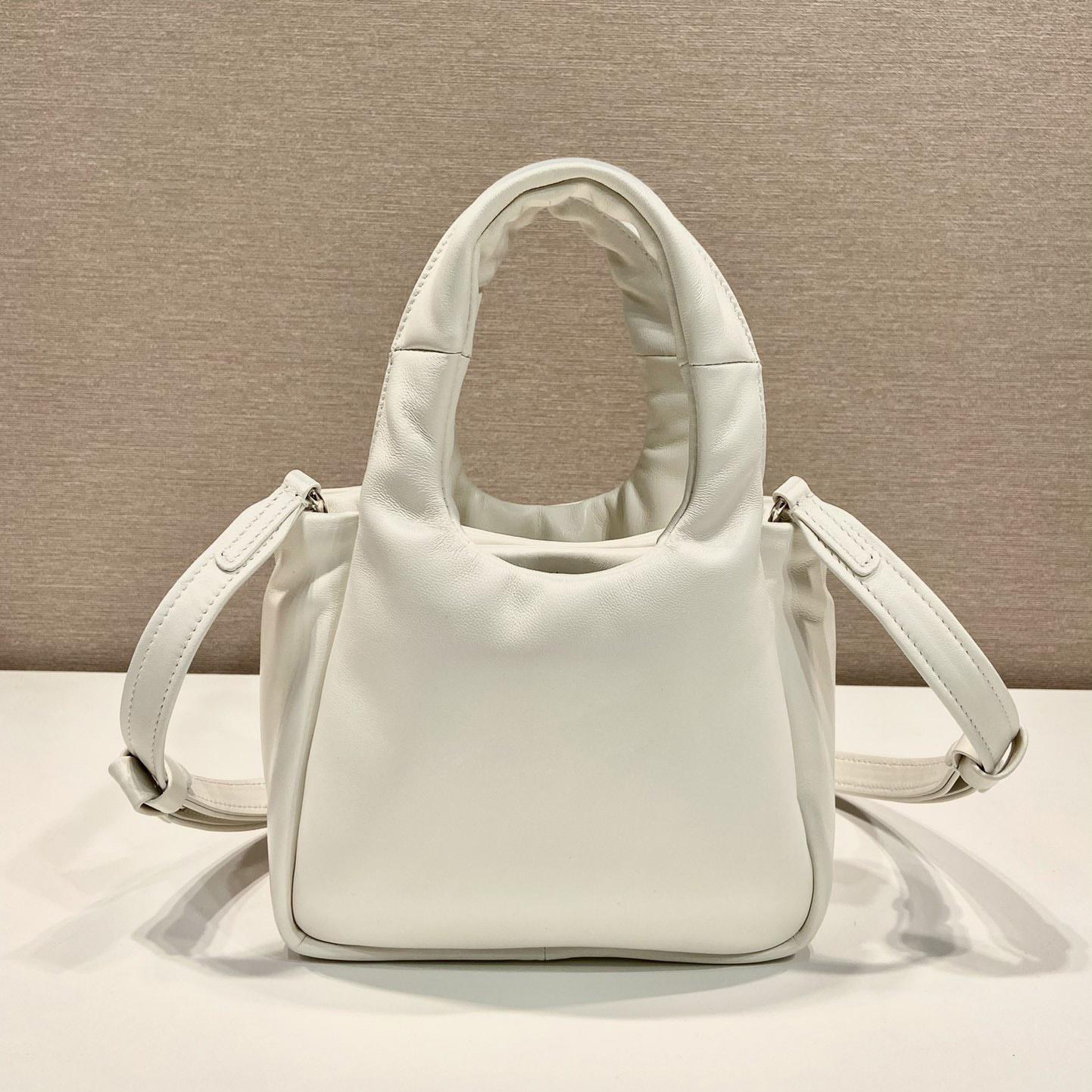 Prada Kleine gepolsterte Prada-Tasche aus weichem Nappaleder - EUR FASHION