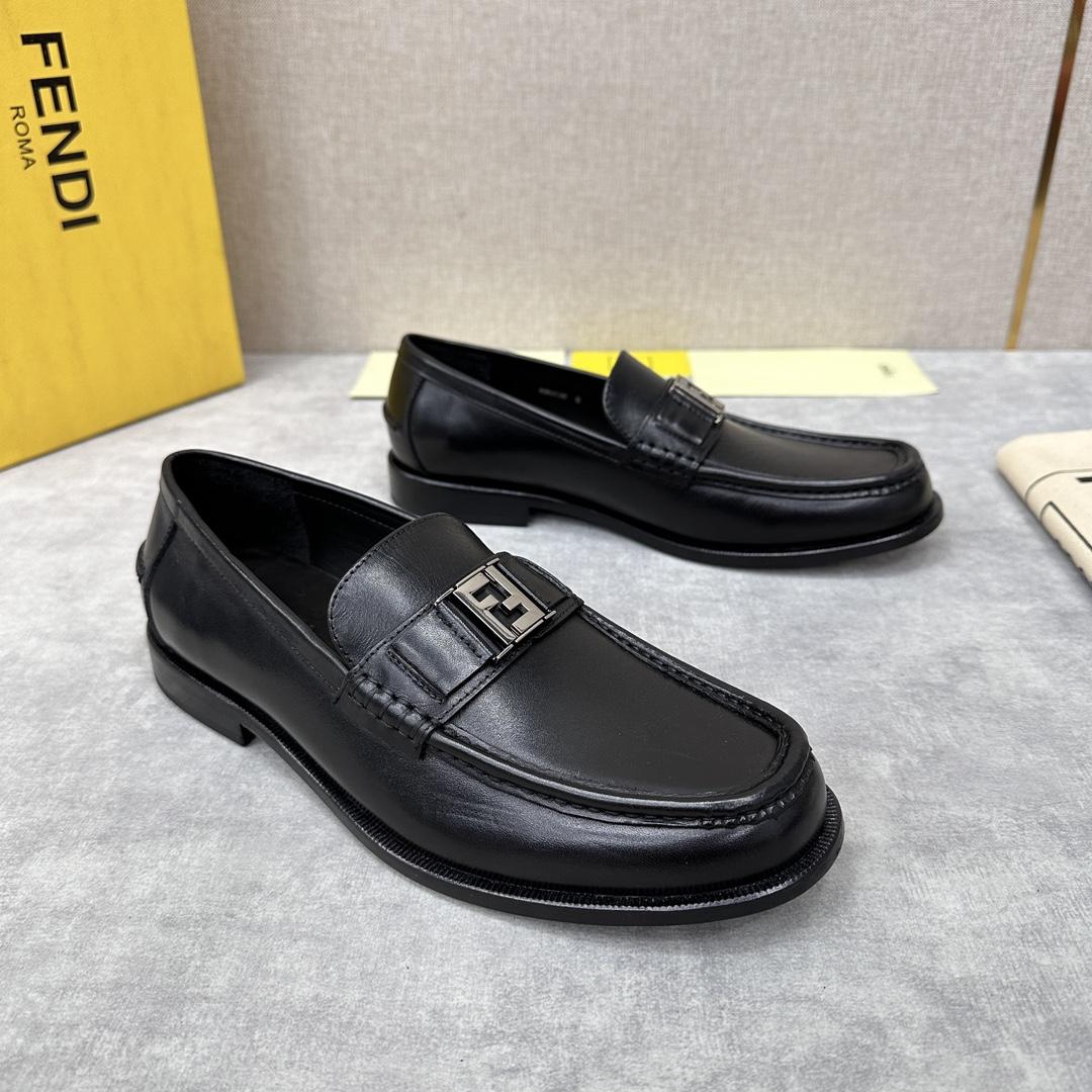 Fendi Herren-Loafer in Schwarz - EUR FASHION