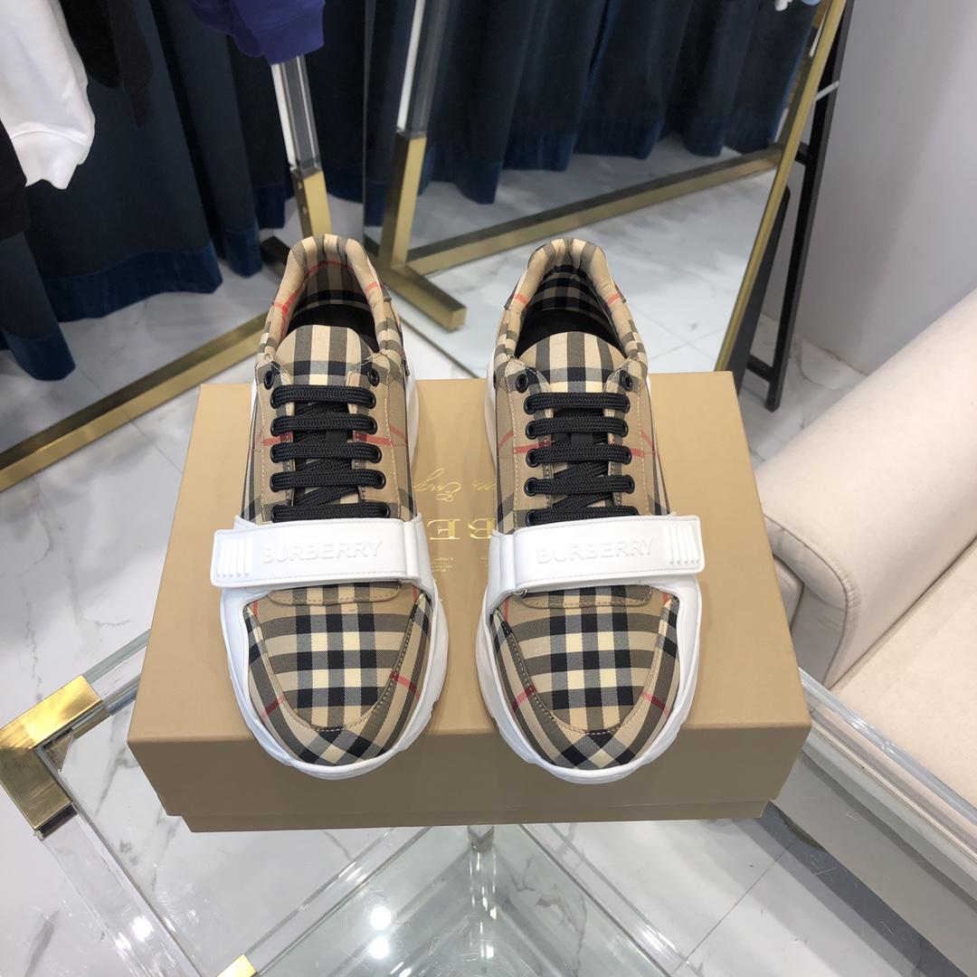 Burberry-Sneaker mit Karomuster, Wildleder und Leder - EUR FASHION