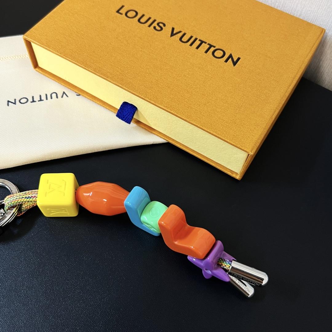 Louis Vuitton Lv Play Schlüsselanhänger & Halter MP3450 - EUR FASHION