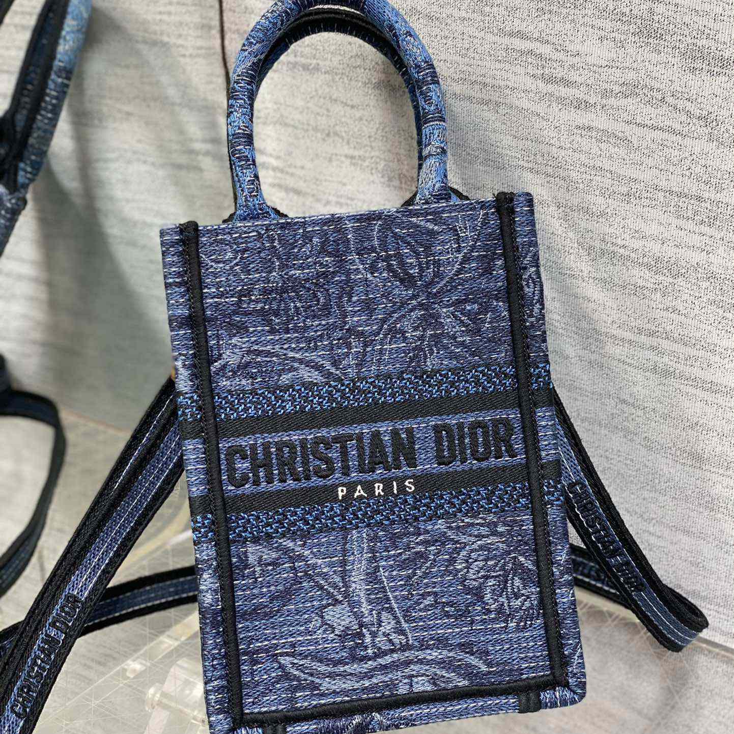 Dior Mini Dior Book Tote Handytasche - EUR FASHION