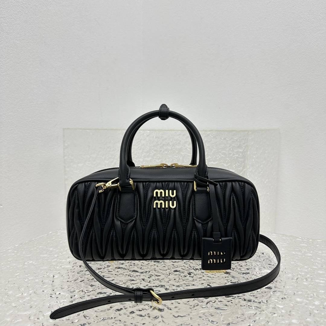 Miu Miu Arcadie Tasche aus Matelassé-Nappaleder - EUR FASHION