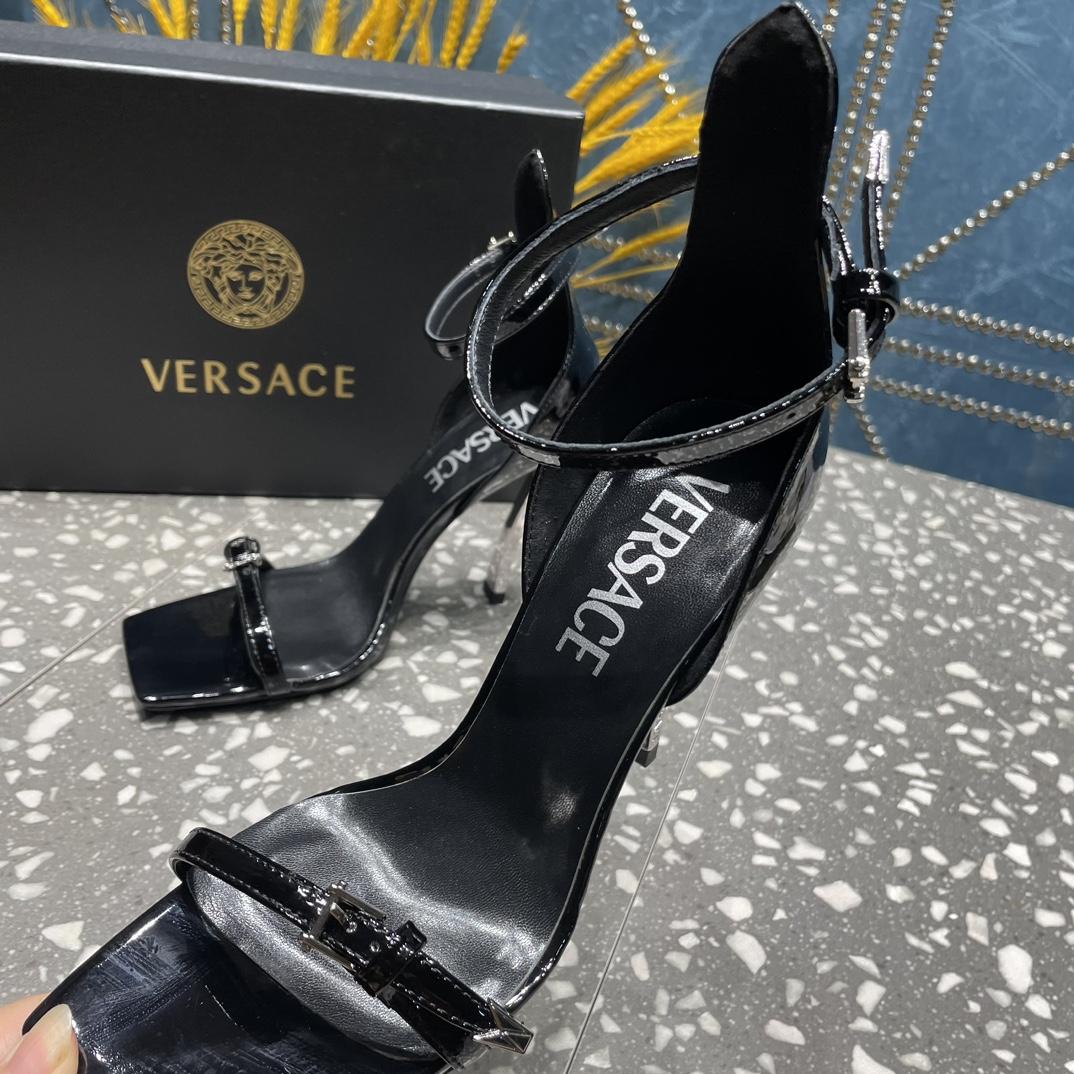 Versace Pin-Point-Sandalen - EUR FASHION