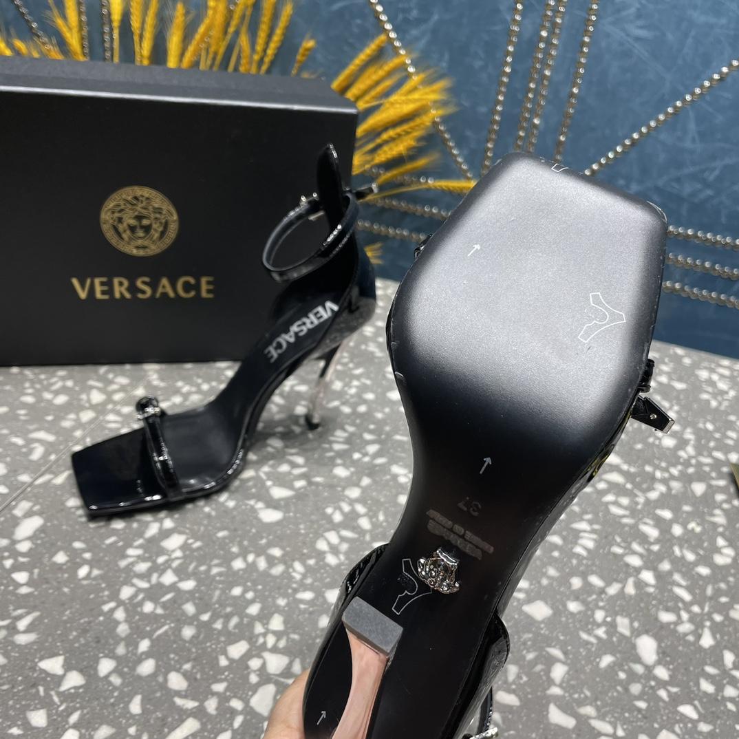 Versace Pin-Point-Sandalen - EUR FASHION